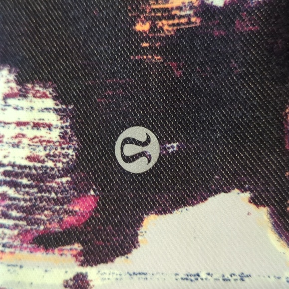 Lululemon Wunder Under Crop III Kara Blossom Multi - Picture 9 of 12